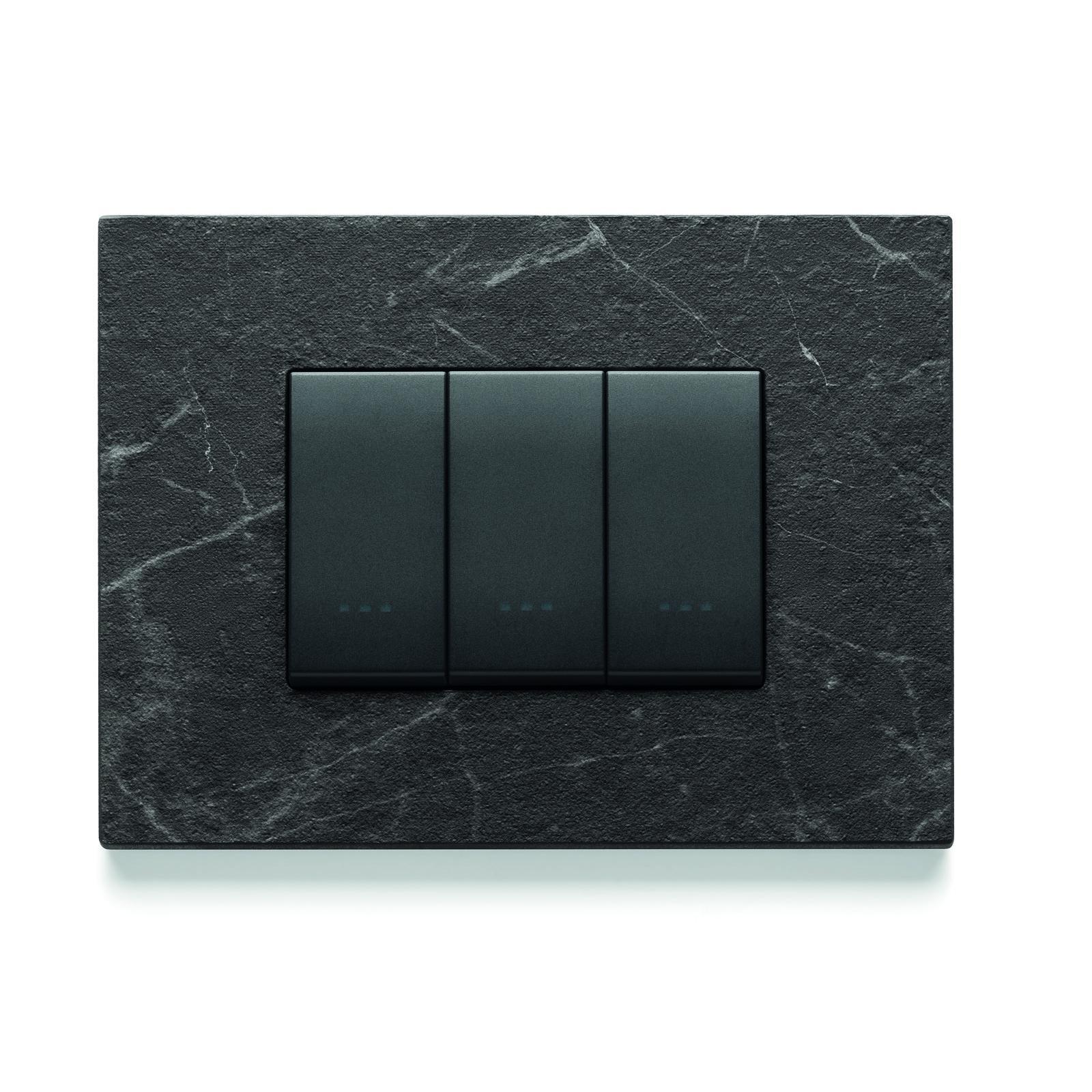 Eikon Exe Black Marquina Stone Face